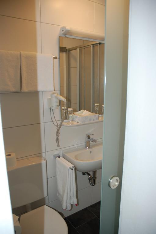 Hotel Kurfuerst Garni 格尔梅斯海姆 客房 照片