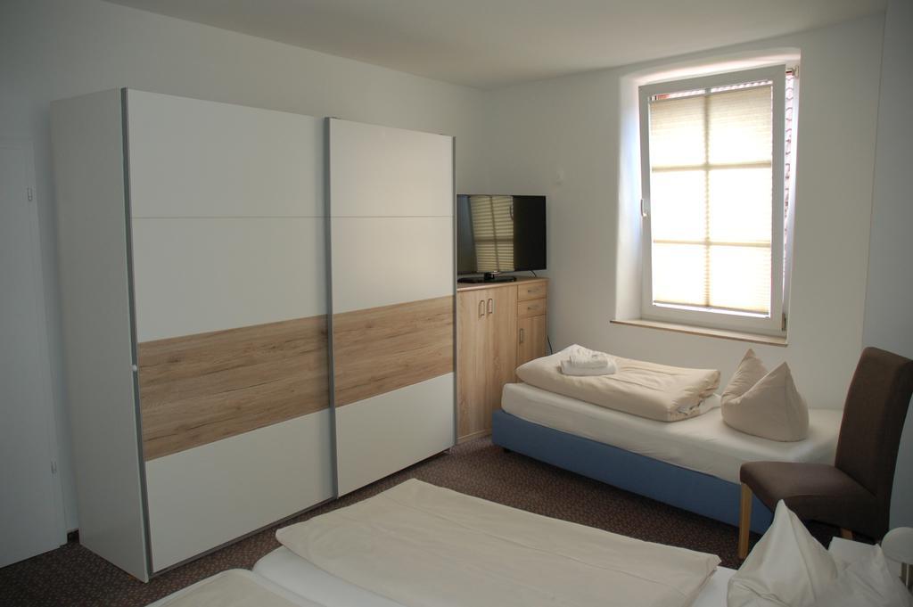 Hotel Kurfuerst Garni 格尔梅斯海姆 外观 照片
